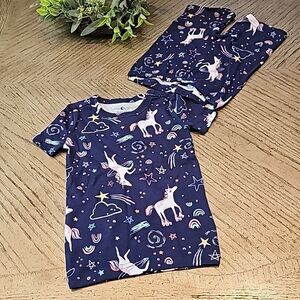 Unicorn cotton pj set size 4 New no tag but the 2 are still attached together